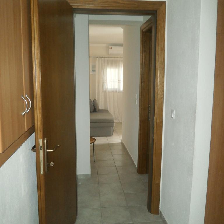 Daniela Apartments Неа-Рода Экстерьер фото