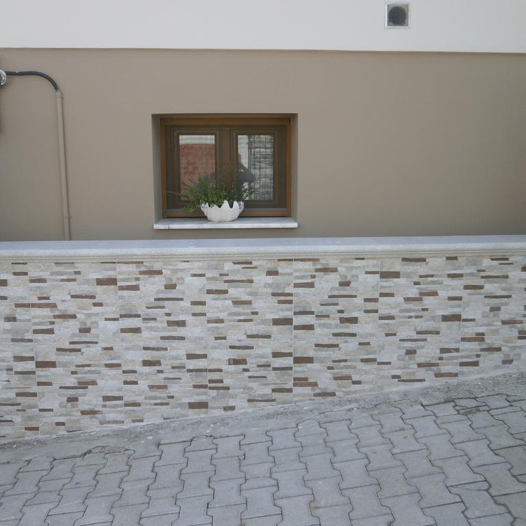 Daniela Apartments Неа-Рода Экстерьер фото